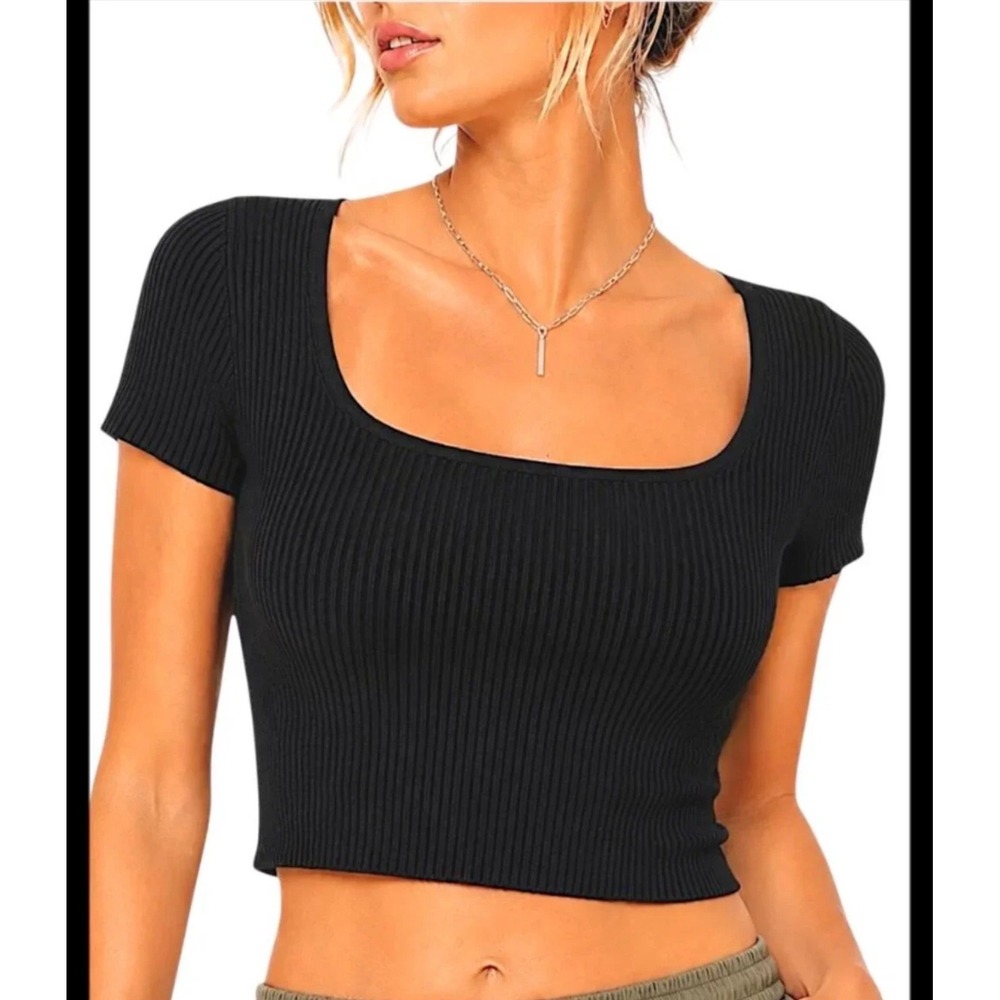 Aritzia Babaton Sculpt Knit Squareneck Cropped T-Shirt Black Small 92536